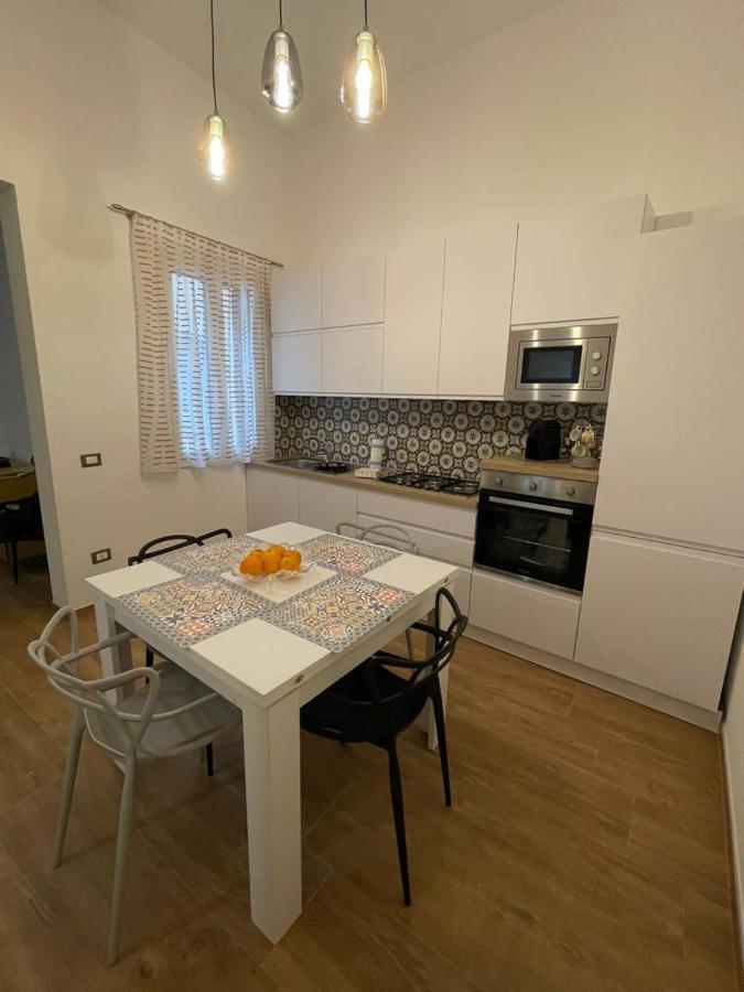 Casa Vacanze Al Trenta3 Марсала Екстериор снимка