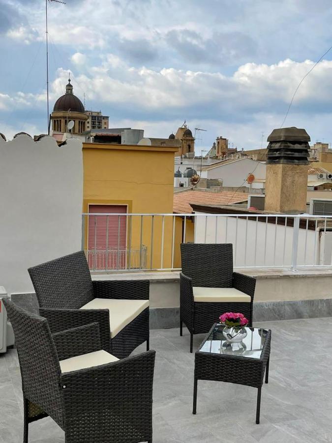 Casa Vacanze Al Trenta3 Марсала Екстериор снимка